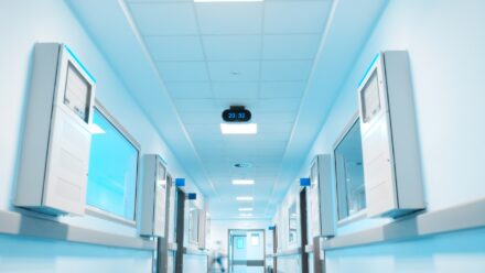 Can a Non-Physician Own an Urgent Care? Ownership Rules | US Medical Funding