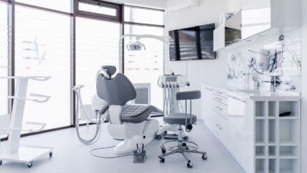 Oral Surgery Practice Due Diligence Checklist | US Medical Funding